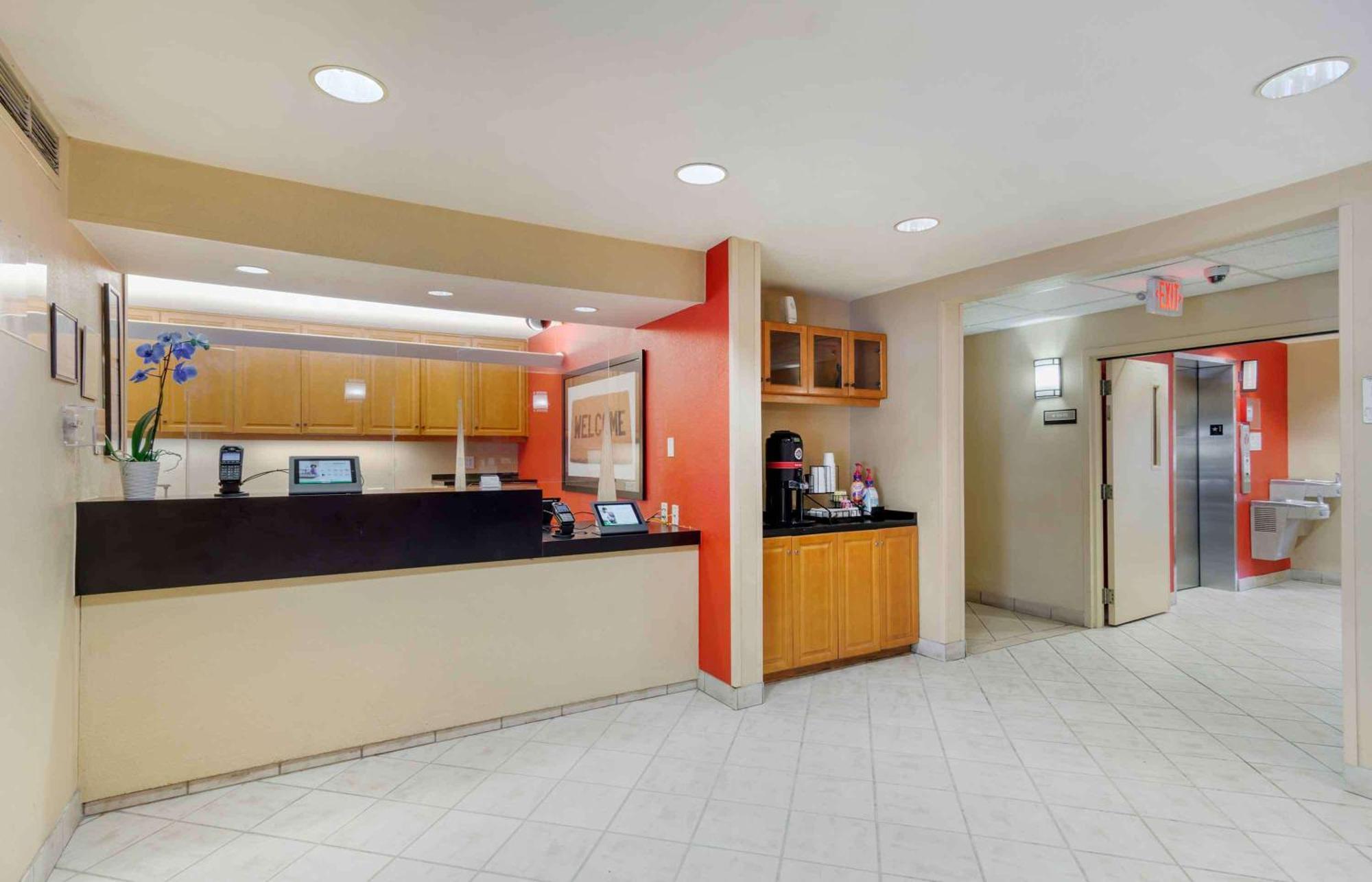 Extended Stay America Select Suites - Atlanta - Buckhead Chamblee Bagian luar foto