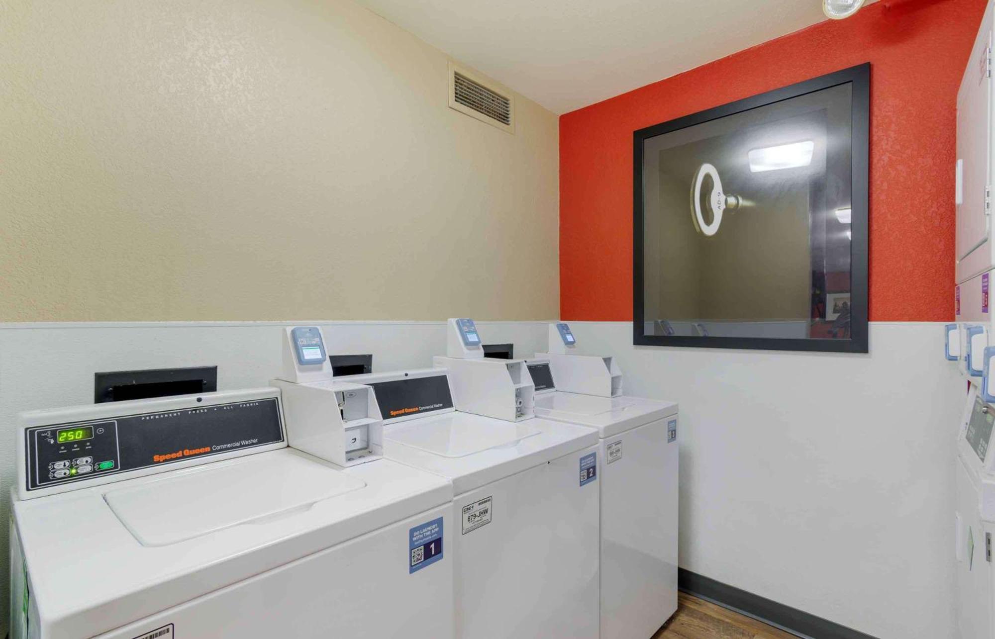 Extended Stay America Select Suites - Atlanta - Buckhead Chamblee Bagian luar foto