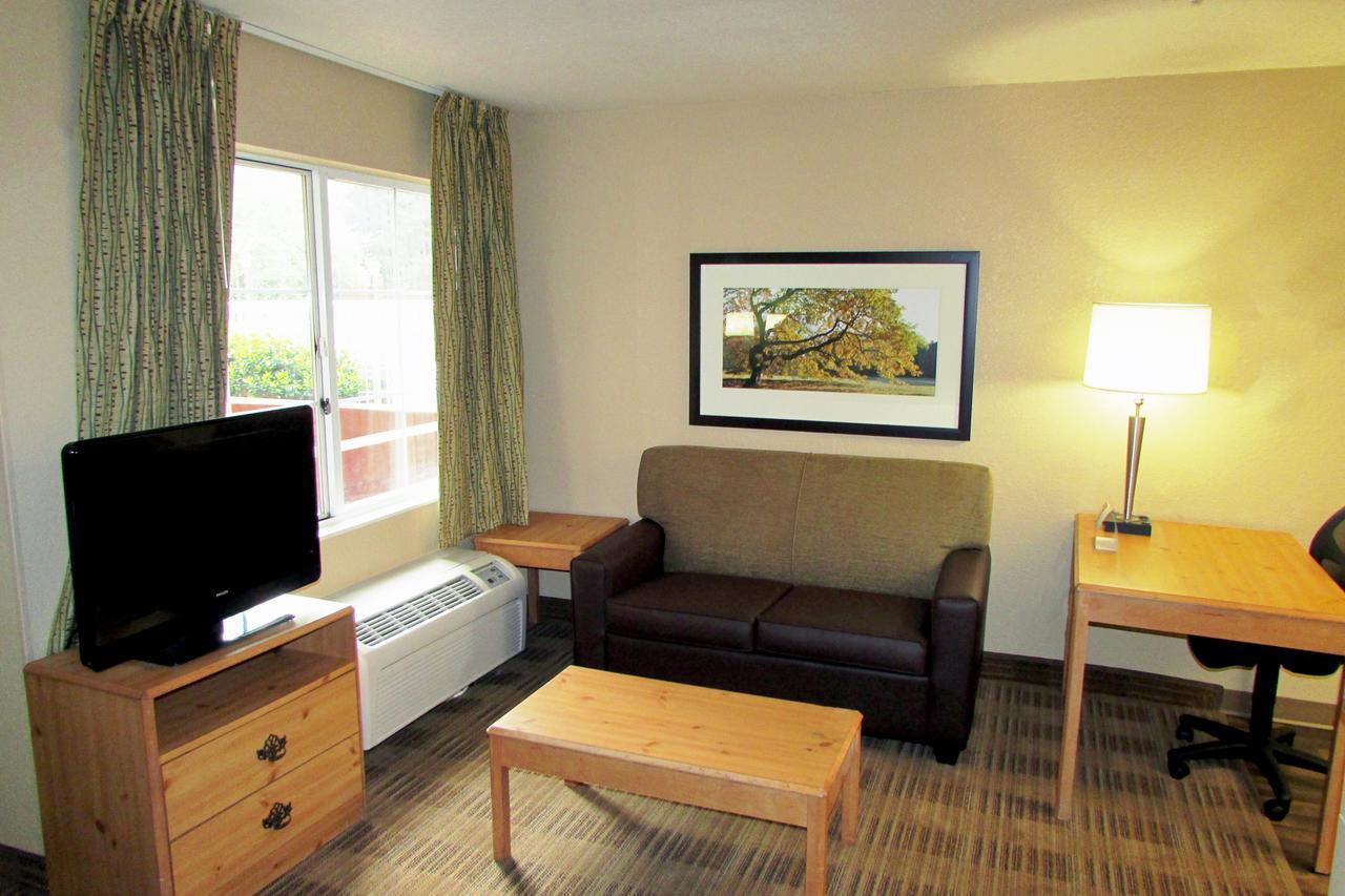 Extended Stay America Select Suites - Atlanta - Buckhead Chamblee Bagian luar foto